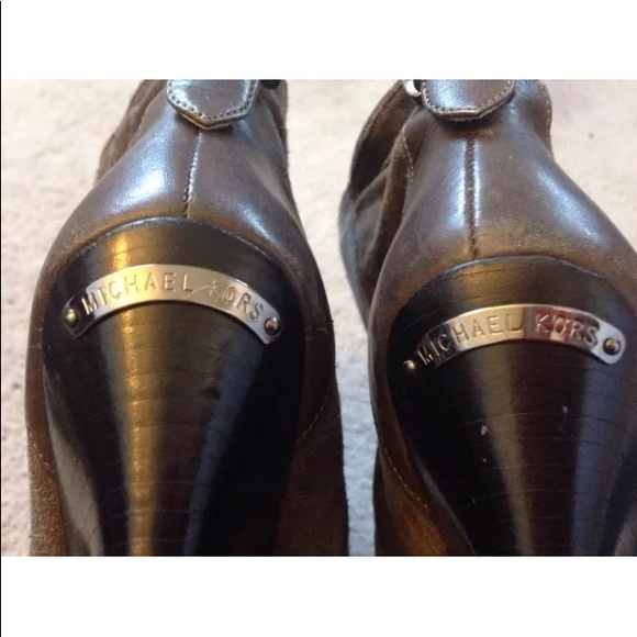 Michael Kors Booties/ Boots/ Heels Gray Leather - Picture 7 of 8